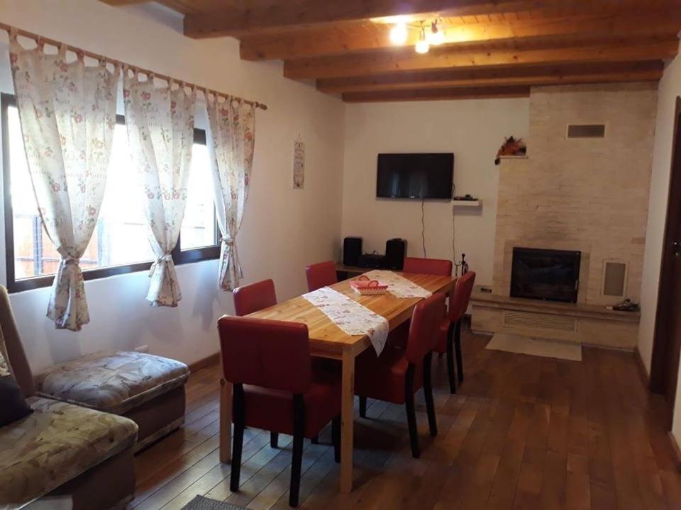 Casuta Din Poiana Rau Sadului Villa Luaran gambar